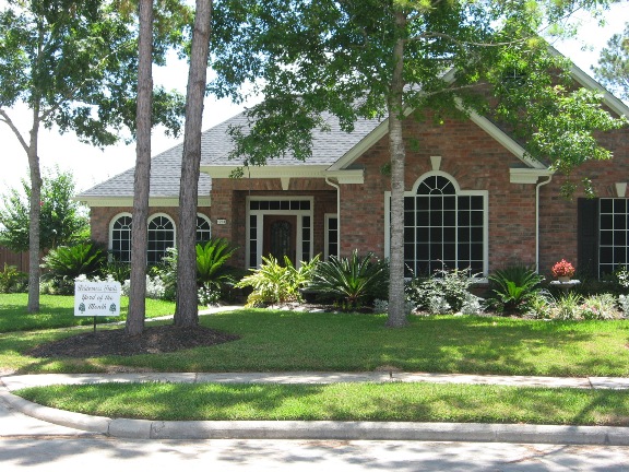Yard of the Month for May 2009 - 1201 Buttonwood