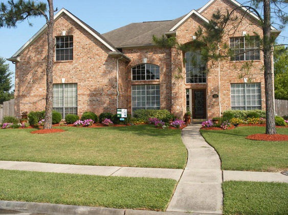 Yard of the Month for April 2011 - 1406 Cambridge