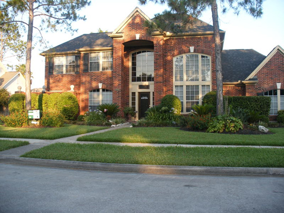 Yard of the Month for May 2011 - 1205 Buttonwood